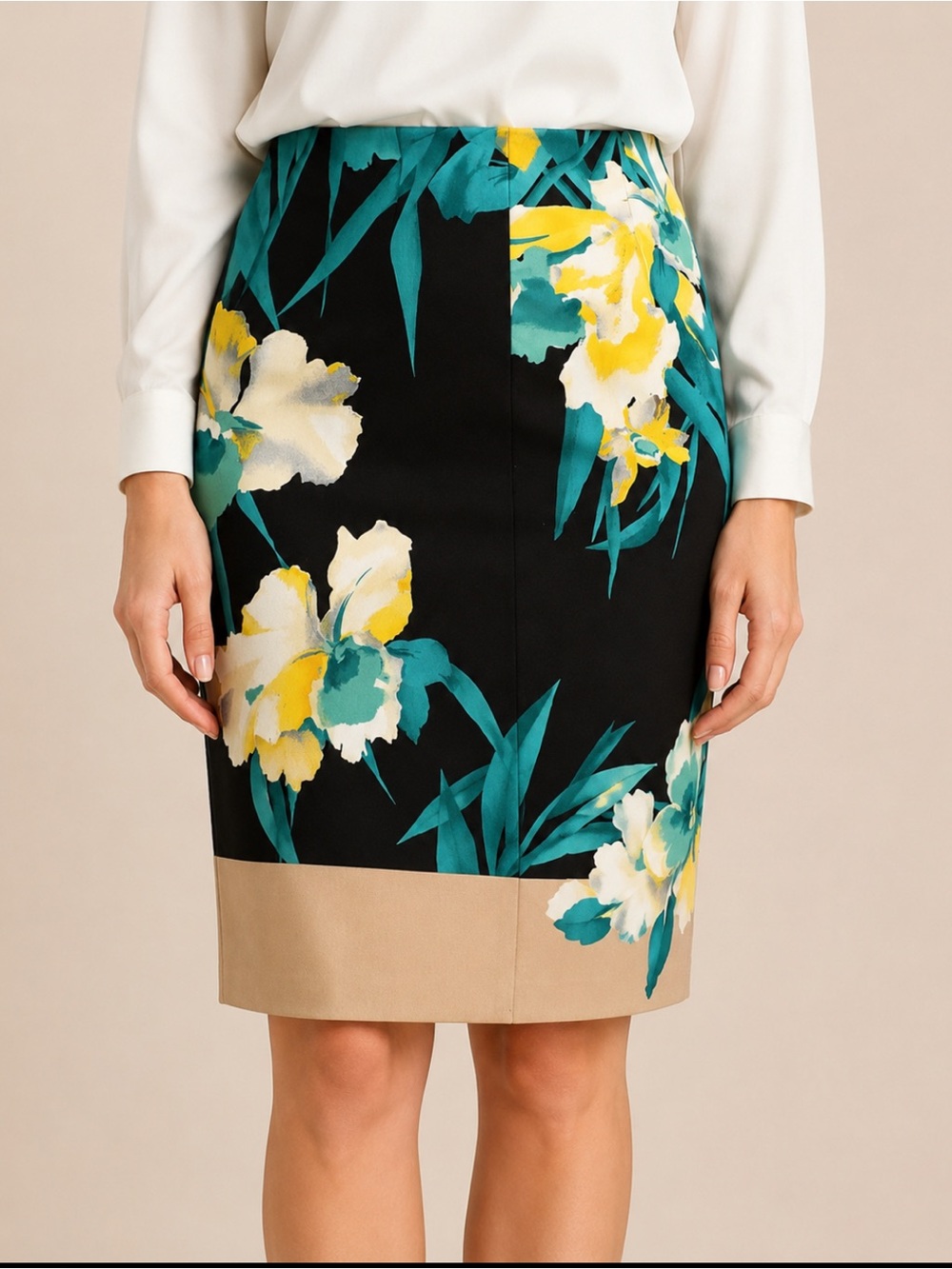 T Tahari Women’s Floral Pencil Skirt Size 8 Black Teal Yellow Cotton Stretch